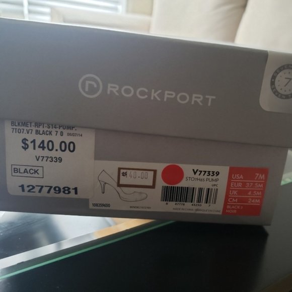 Rockport Seven to 7 Pumps, Black size 7M - Picture 8 of 8